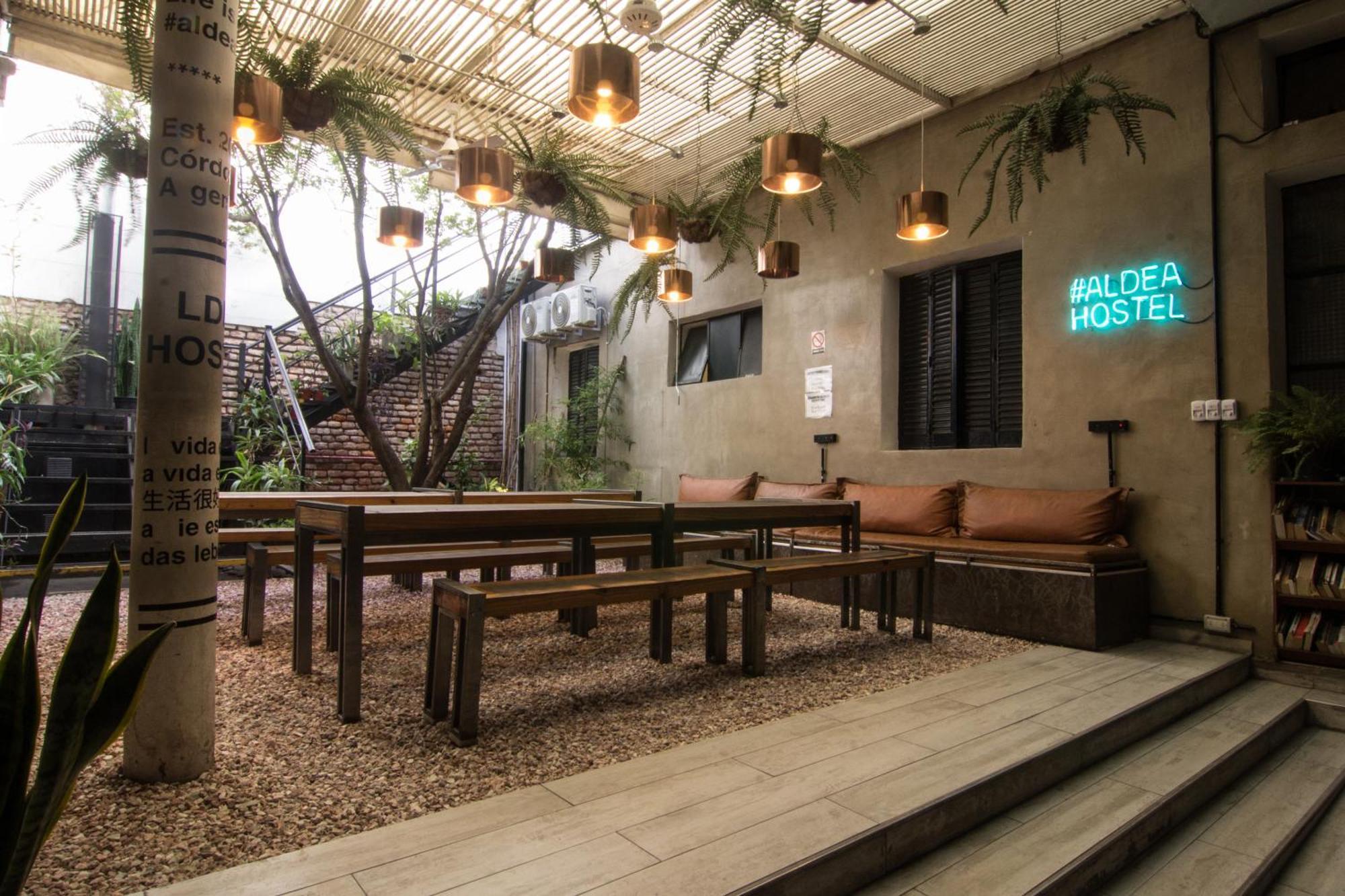 Aldea Hostel & Cafe Кордова Экстерьер фото